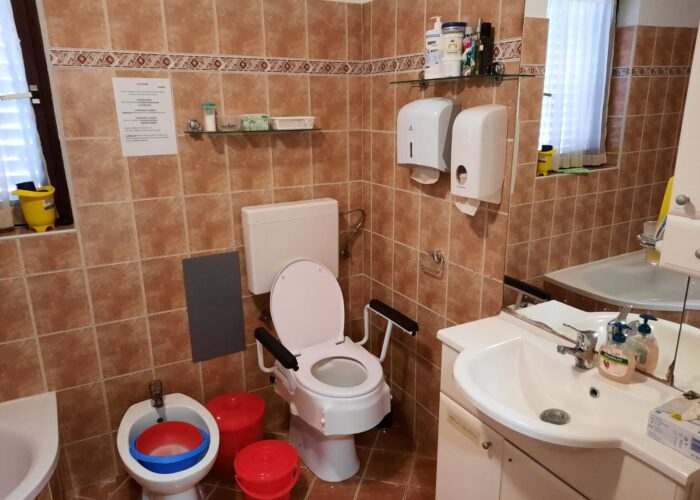 Obiteljski dom za starije LUNA